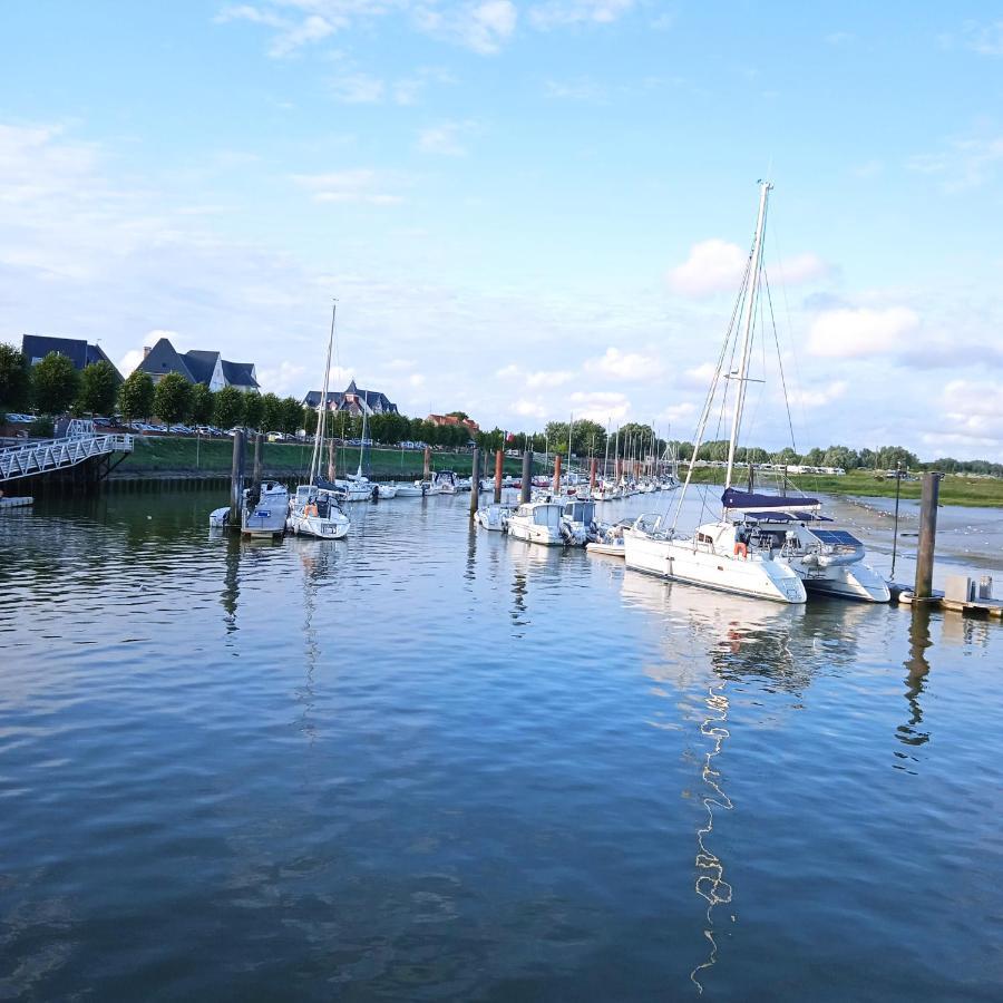 Aux 10 Ponts - Gîte aux abords du fleuve La Somme - La mer à 30 min - La nuit pour 6 voyageurs Extérieur photo
